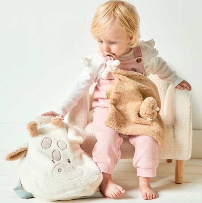 Nattou -Nattou a7e0fc87edd05534e444270daf1b0308